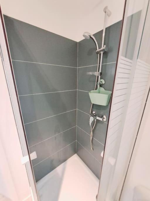 Apartamento Charmant T2 - Hypercentre - 24/7 Tolón Exterior foto